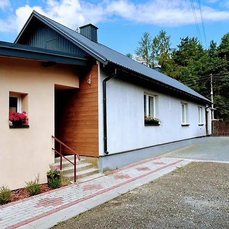 Pod Lipowkami 2 Holiday home Olsztyn (Silesia)